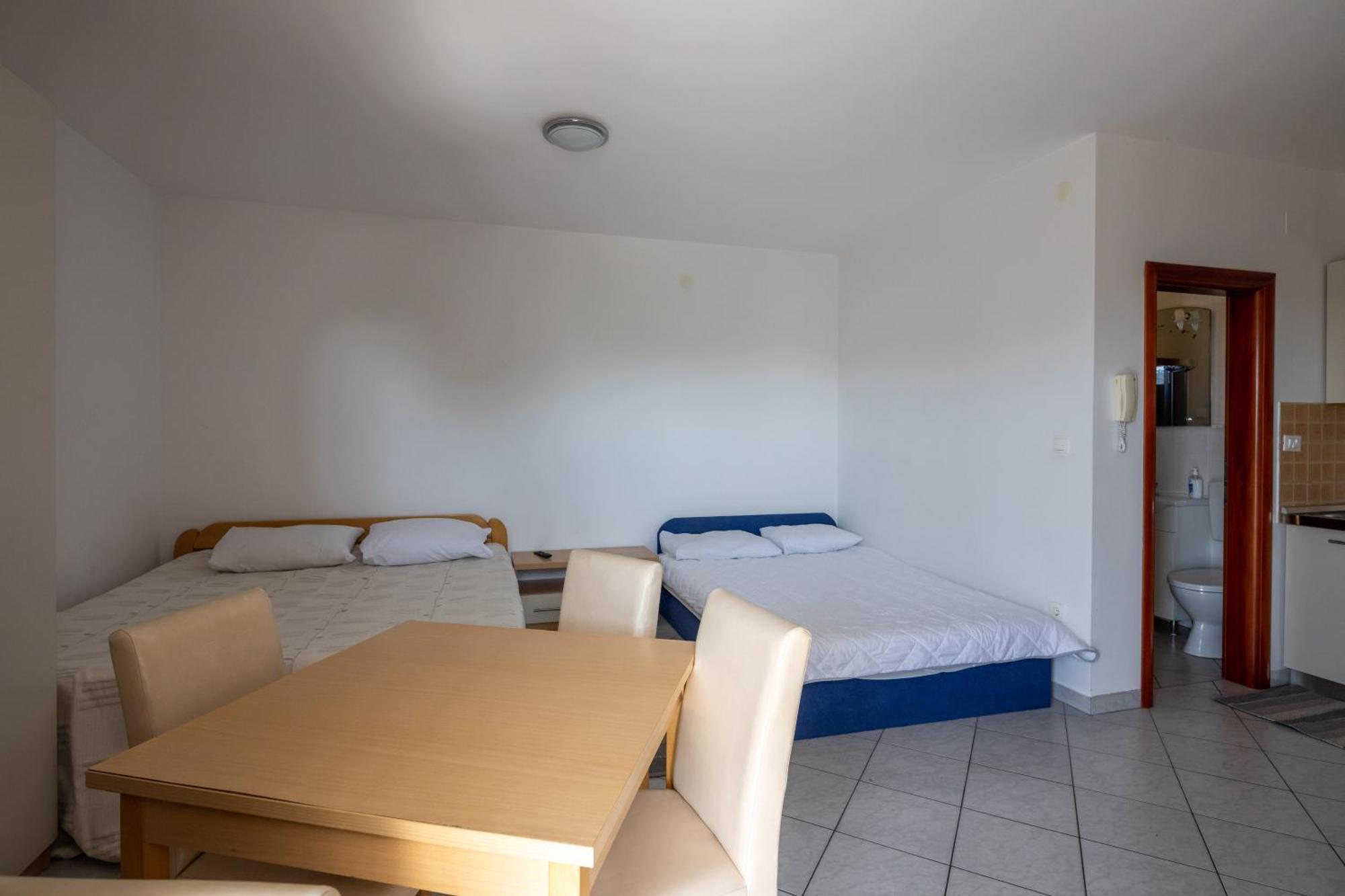 Apartments Eddy Veselica Novalja Chambre photo